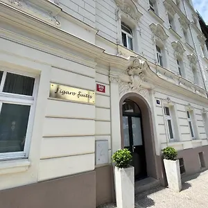 Aparthotel Figaro