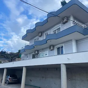 Floban & Mirdar Koshi Apartment