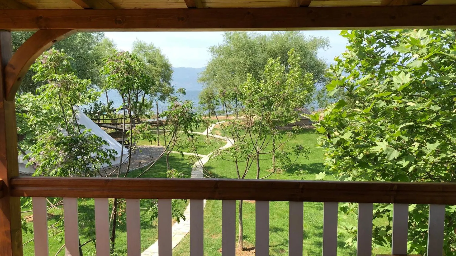 Lake Shkodra Resort Grilë